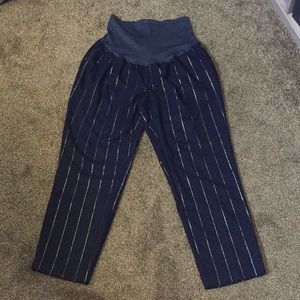 Old Navy Maternity 10 full panel straight pants